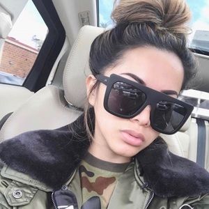 Quay Cafe Racer sunglasses